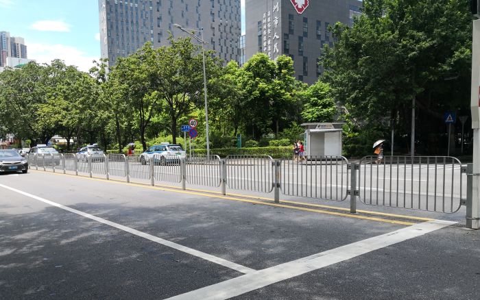 廣東護欄,東莞護欄,圍墻護欄,陽臺護欄,安全防護欄